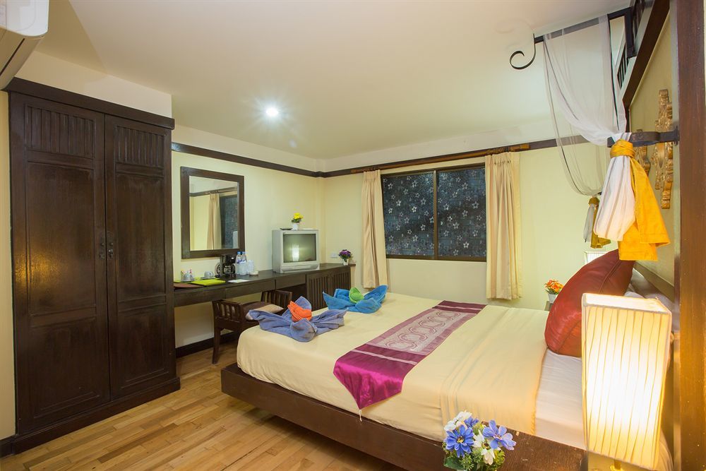 Oyo 255 The Ocean Hotel Patong Eksteriør bilde