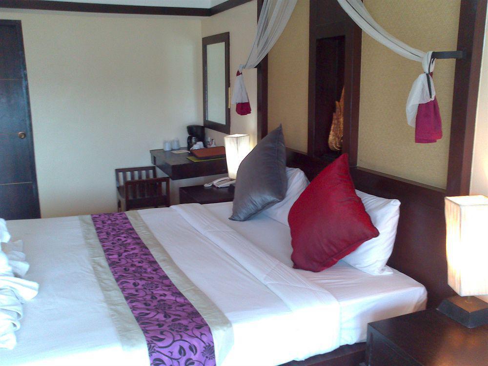Oyo 255 The Ocean Hotel Patong Eksteriør bilde